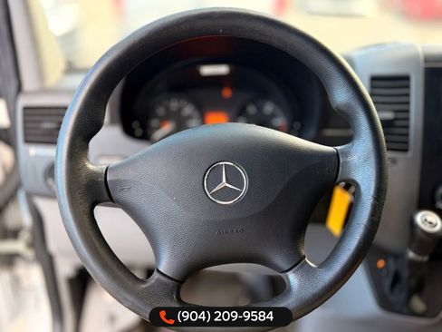 Used 2016 Mercedes-Benz Sprinter 2500 image 13