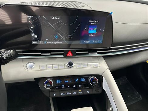 New 2026 Hyundai Elantra Limited image 28