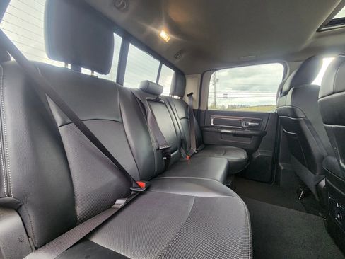 Used 2017 RAM 1500 Laramie w/ Convenience Group AWD/4WD image 45