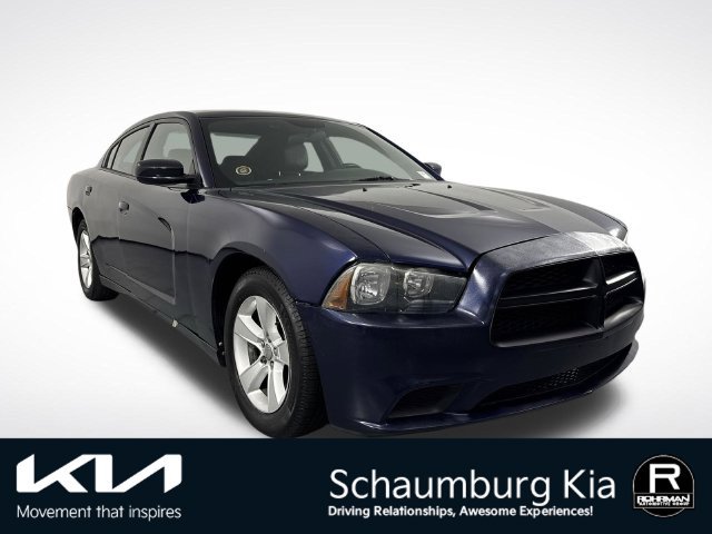 Used 2013 Dodge Charger SE RWD image 3