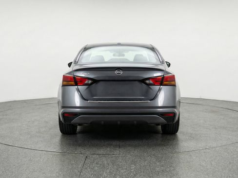 Used 2025 Nissan Altima 2.5 SV image 7