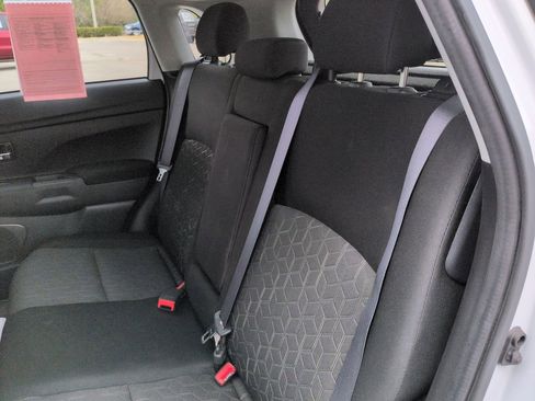 Used 2023 Mitsubishi Outlander Sport Ralliart image 13