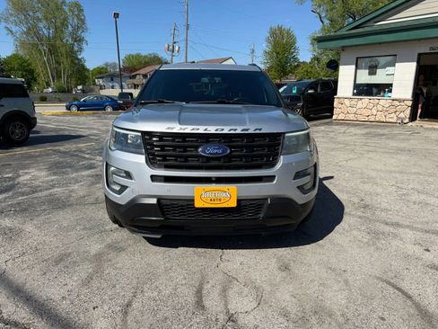 Used 2017 Ford Explorer Sport AWD/4WD image 8