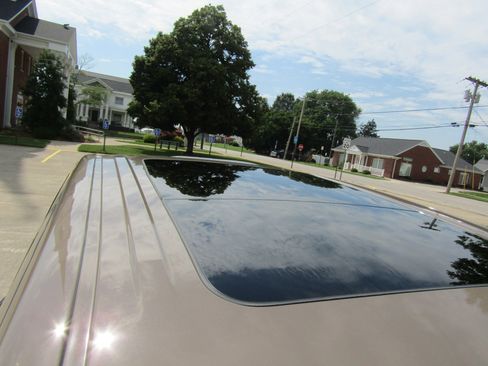 Used 2021 Nissan Titan PRO-4X w/ Pro-4x Convenience Package image 10