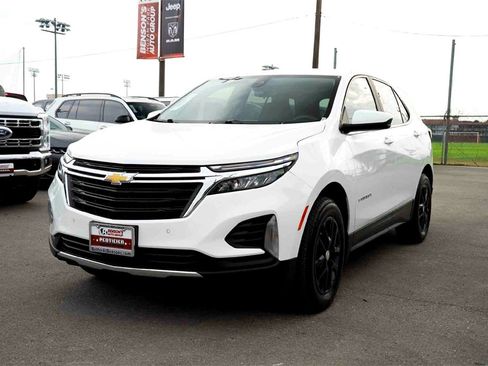 Used 2023 Chevrolet Equinox LT w/ LPO, Floor Liner Package image 8