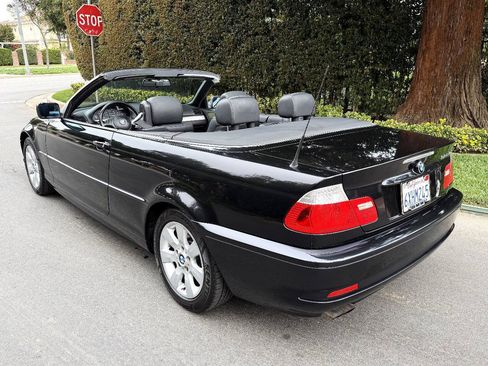 Used 2005 BMW 325Ci Convertible RWD image 15