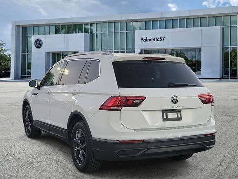 Used 2022 Volkswagen Tiguan SE image 4