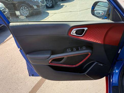 Used 2022 Kia Soul Turbo image 28
