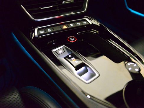 Certified 2023 Audi e-tron GT Prestige w/ Prestige Package image 30