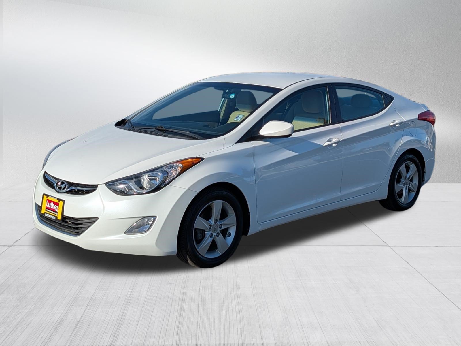 Used 2013 Hyundai Elantra GLS w/ Preferred Pkg FWD image 3