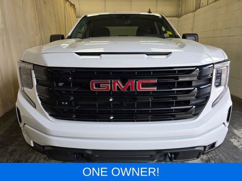 Used 2023 GMC Sierra 1500 Elevation w/ X31 Off-Road Package AWD/4WD image 3