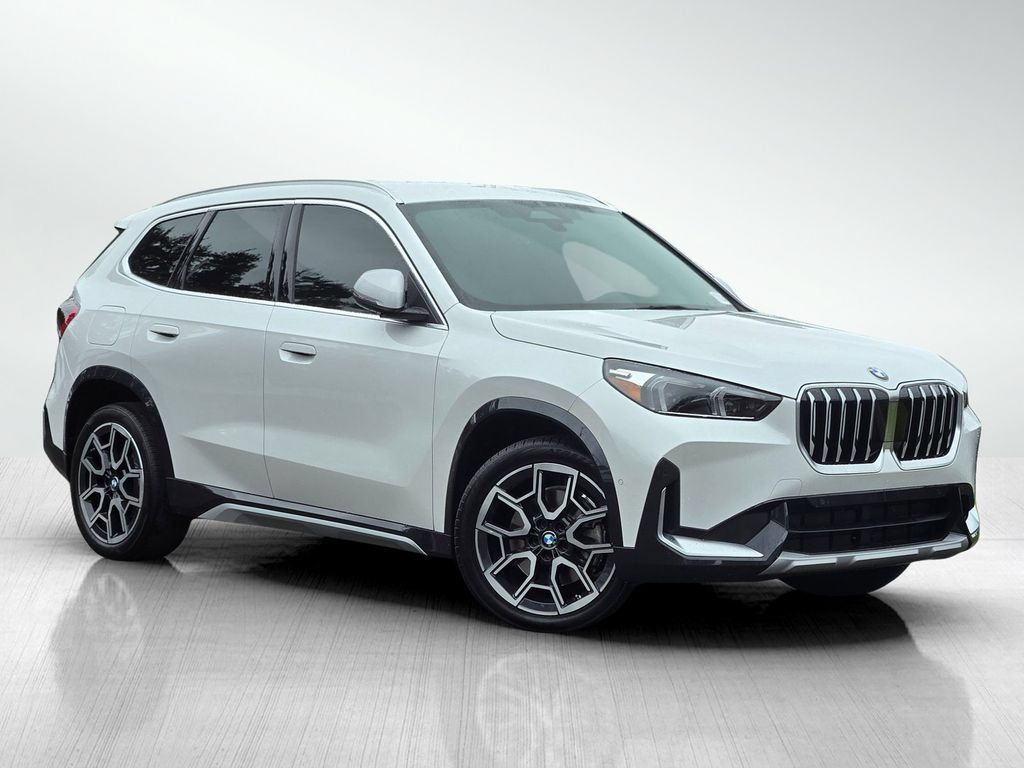 Used 2023 BMW X1 xDrive28i w/ Convenience Package AWD/4WD image 1