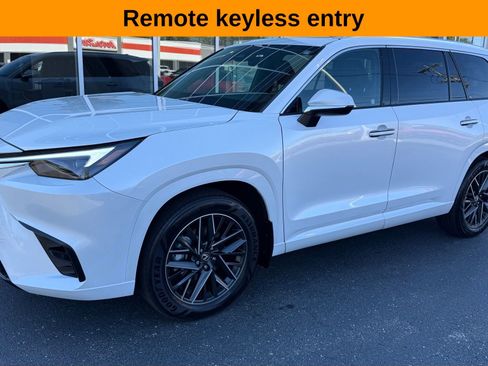 Used 2024 Lexus TX 350 AWD image 2