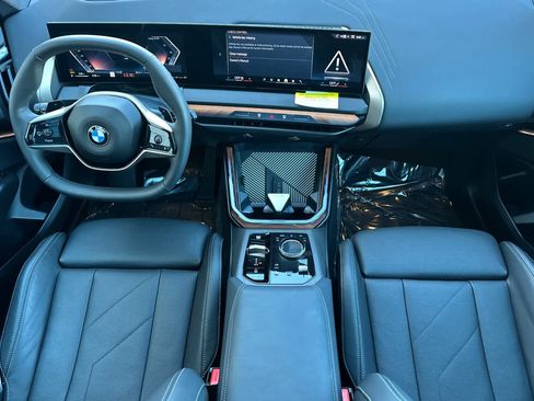 Used 2025 BMW X3 xDrive30i w/ Premium Package image 3