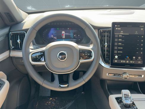 New 2026 Volvo XC90 B6 Plus w/ Protection Package image 25