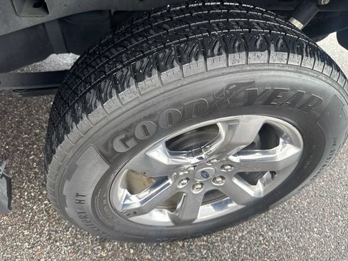 Used 2022 Ford F150 Lariat AWD/4WD image 7