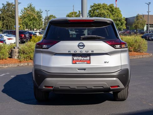 Used 2021 Nissan Rogue SV FWD image 8