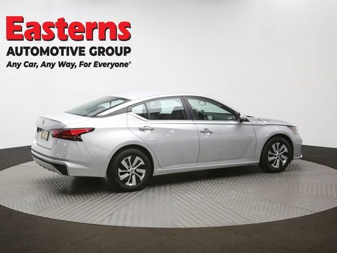 Used 2023 Nissan Altima 2.5 S FWD image 41