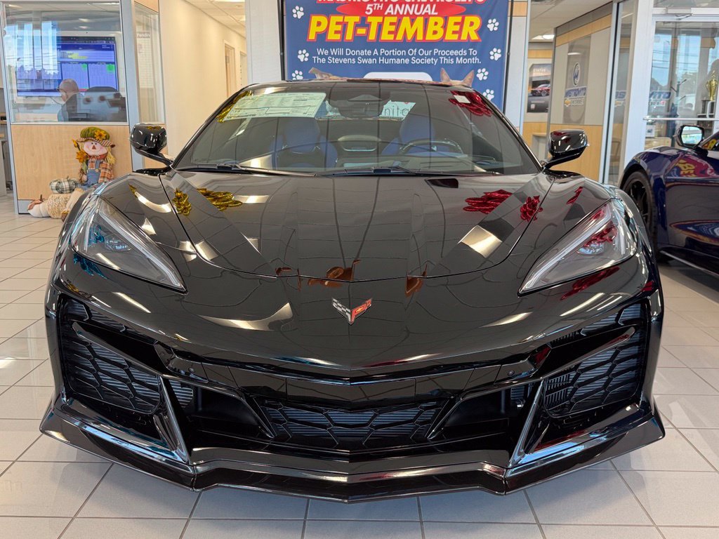 New 2026 Chevrolet Corvette E-Ray w/ ZER Performance Package AWD/4WD image 8
