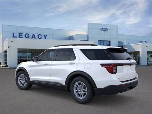 New 2026 Ford Explorer Active image 4
