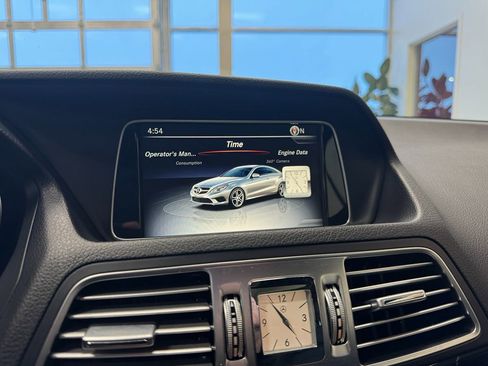 Used 2017 Mercedes-Benz E 400 4MATIC Coupe image 33