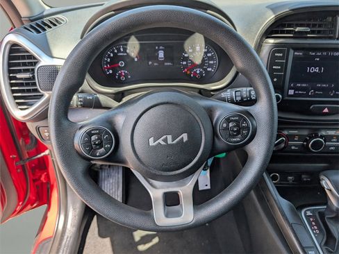 Used 2022 Kia Soul LX w/ Technology Package image 21