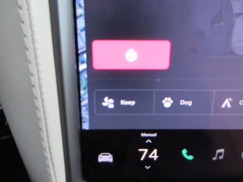 Used 2020 Tesla Model S Long Range Plus image 41