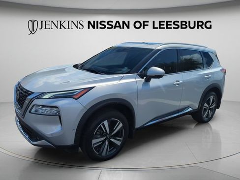Certified 2021 Nissan Rogue Platinum FWD image 14