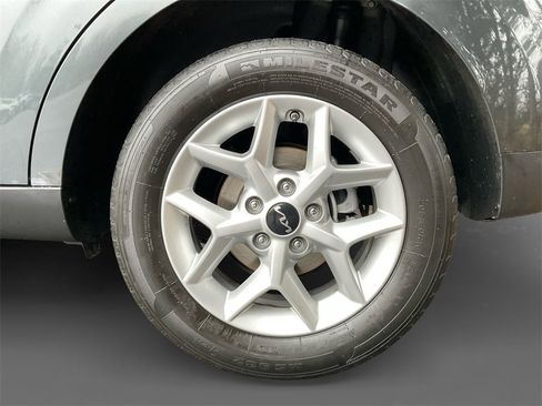 Used 2024 Kia Soul LX w/ Option Group 015 image 10