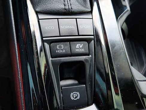 Used 2025 Toyota Camry XSE w/ Premium Package image 20