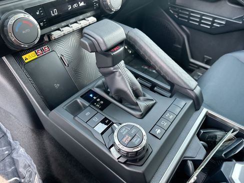 Used 2025 Toyota 4Runner TRD Off-Road Premium image 20