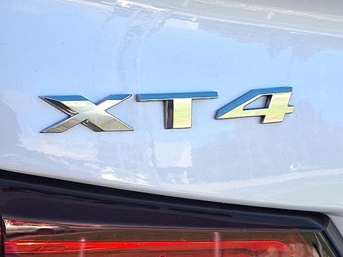 Certified 2021 Cadillac XT4 Premium Luxury w/ Cold Weather Package image 28