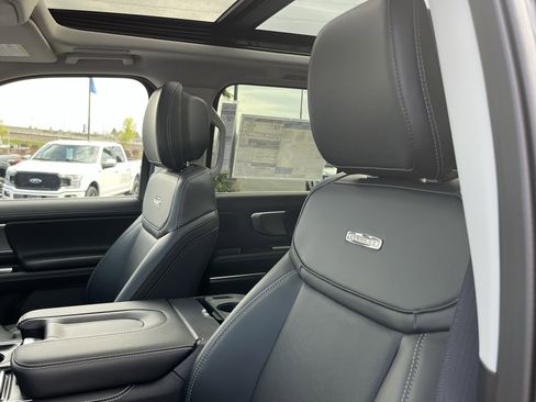 New 2026 Ford Expedition Max Platinum w/ Driver's Package image 15