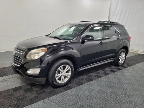 Used 2017 Chevrolet Equinox LT AWD/4WD image 2