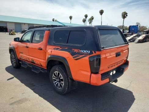 Used 2023 Toyota Tacoma TRD Sport w/ Black Out Package (TMS) AWD/4WD image 4