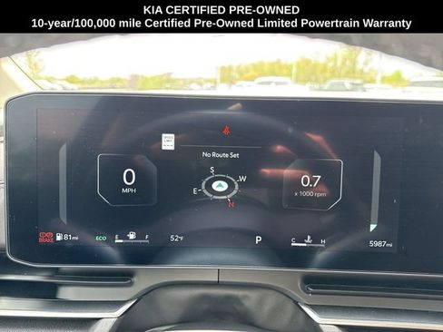 Certified 2026 Kia Carnival SX FWD image 15