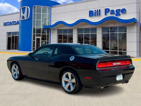 Used 2009 Dodge Challenger SRT8 RWD image 3
