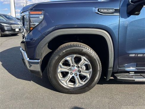 Used 2022 GMC Sierra 1500 SLT image 10