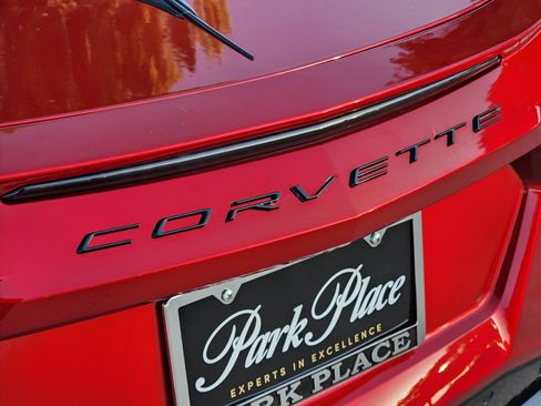 Used 2021 Chevrolet Corvette Stingray Preferred Cpe w/ 2LT RWD image 39