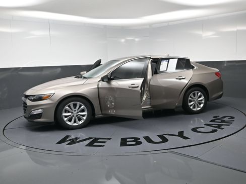 Used 2024 Chevrolet Malibu LT FWD image 21