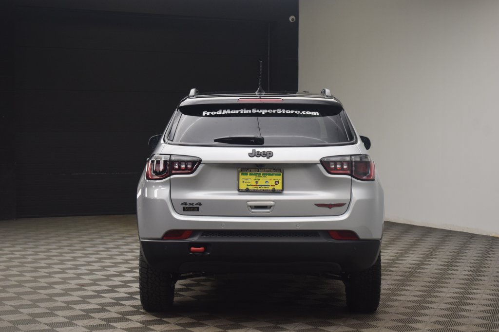 New 2026 Jeep Compass Trailhawk AWD/4WD image 10
