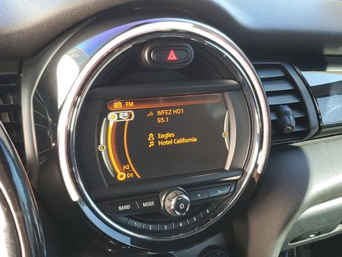 Used 2016 MINI Cooper S image 24