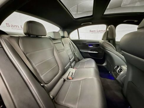 Used 2025 Mercedes-Benz C 300 Sedan image 28