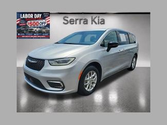 Used 2024 Chrysler Pacifica Touring-L FWD 360° Tour