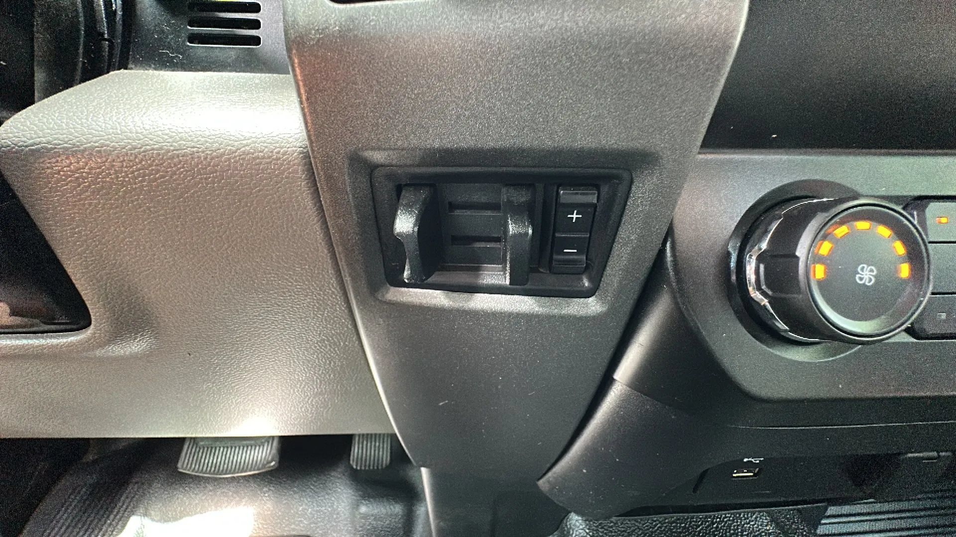 Used 2019 Ford F450 XL w/ Power Equipment Group RWD image 15