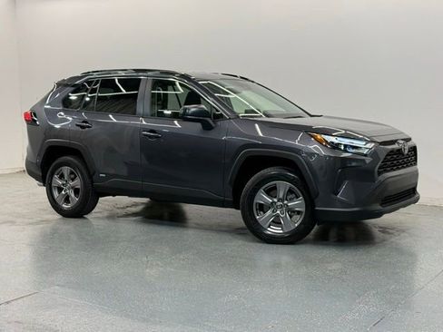 Used 2025 Toyota RAV4 LE AWD/4WD image 2