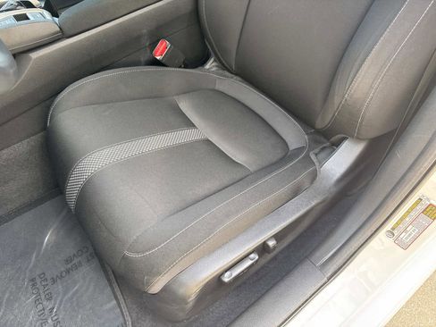 Used 2021 Honda Civic EX image 19