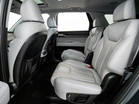 Used 2022 Hyundai Palisade SEL w/ Premium Package image 24