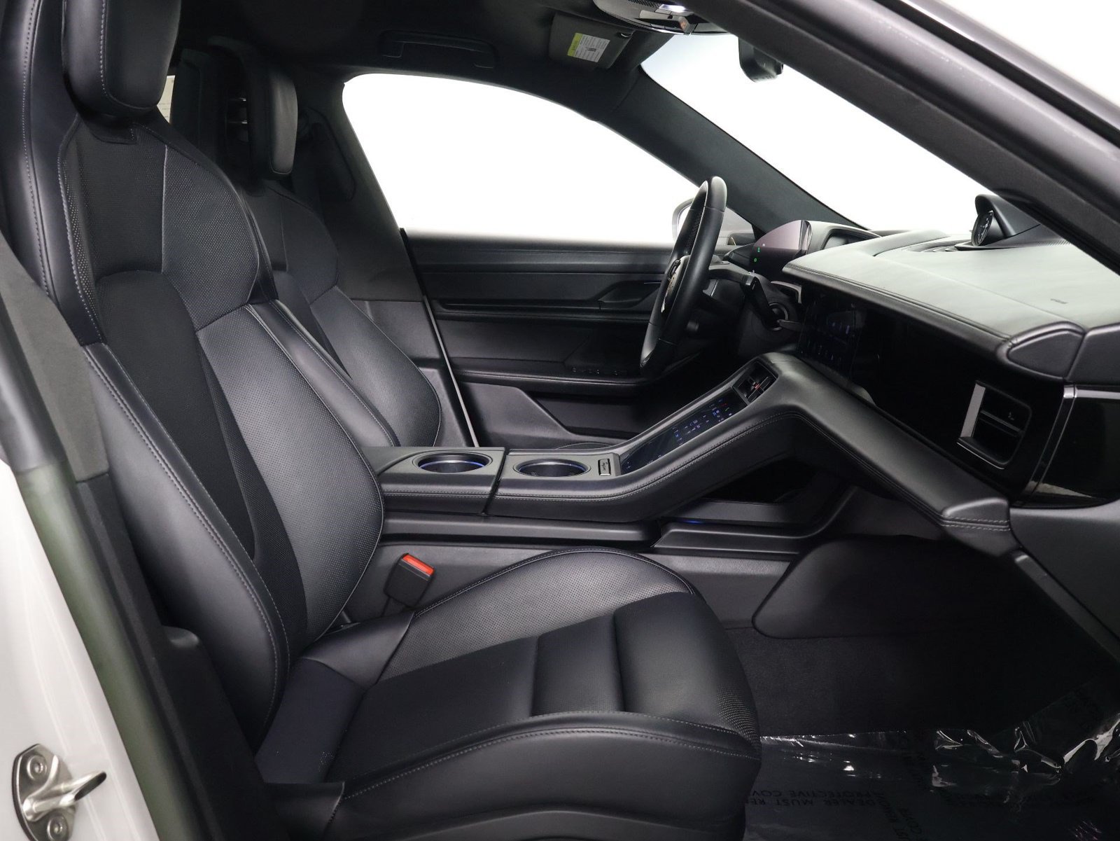 Certified 2023 Porsche Taycan GTS AWD/4WD image 30