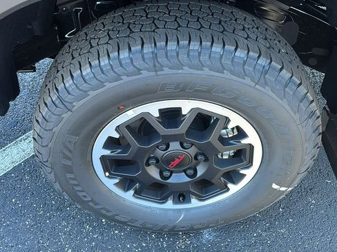 New 2026 Toyota Tacoma TRD Off-Road AWD/4WD image 37